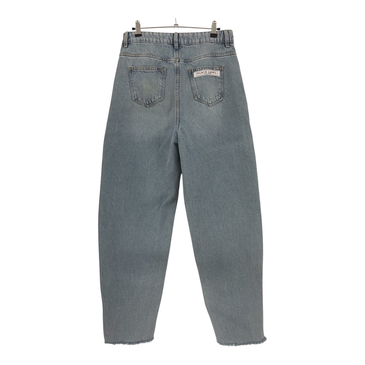 THE “BARREL” BLUE JEAN