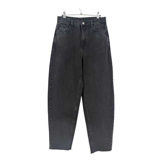 THE “BARREL” BLACK JEAN